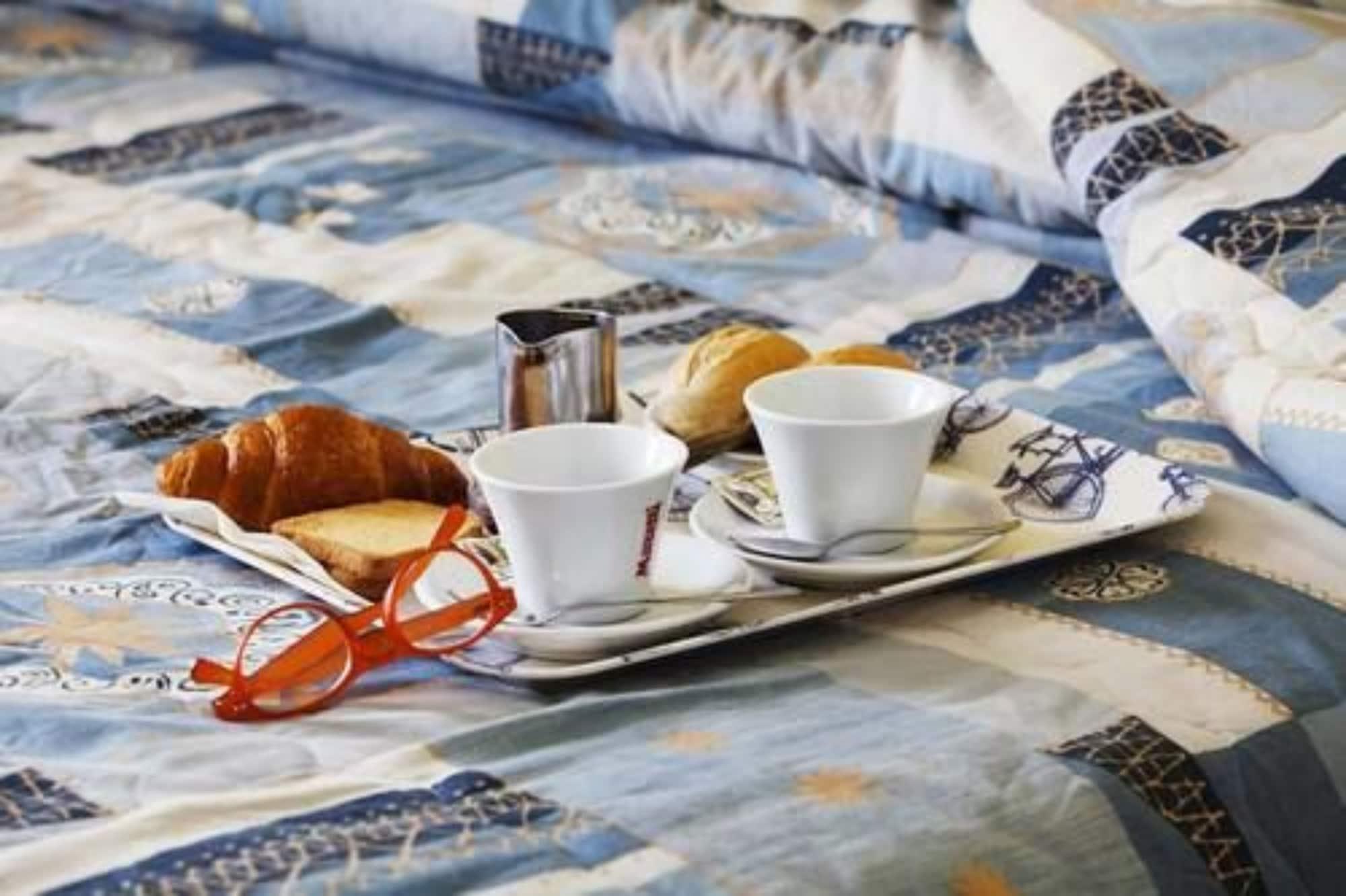 Hotel Due Gemelli ริโอมัจโจเร ภายนอก รูปภาพ