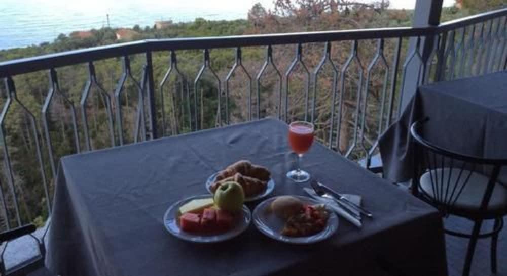 Hotel Due Gemelli ริโอมัจโจเร ภายนอก รูปภาพ