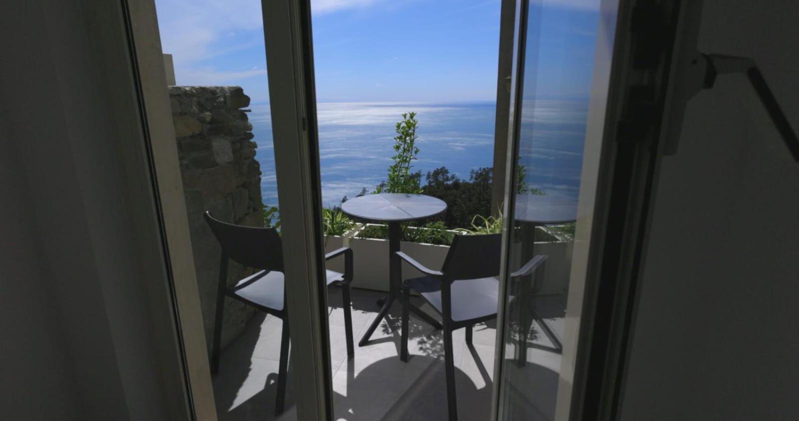 Hotel Due Gemelli ริโอมัจโจเร ภายนอก รูปภาพ