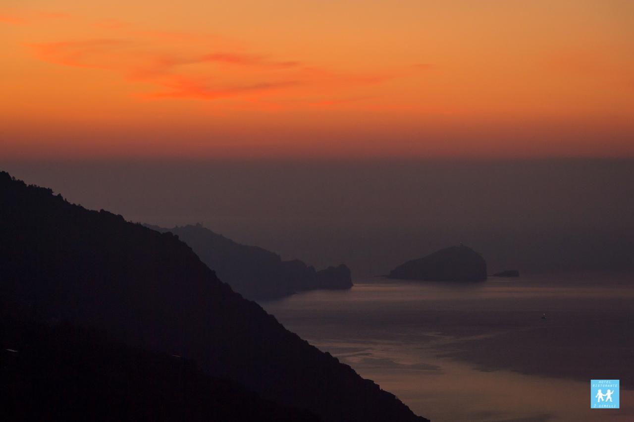 Hotel Due Gemelli ริโอมัจโจเร ภายนอก รูปภาพ