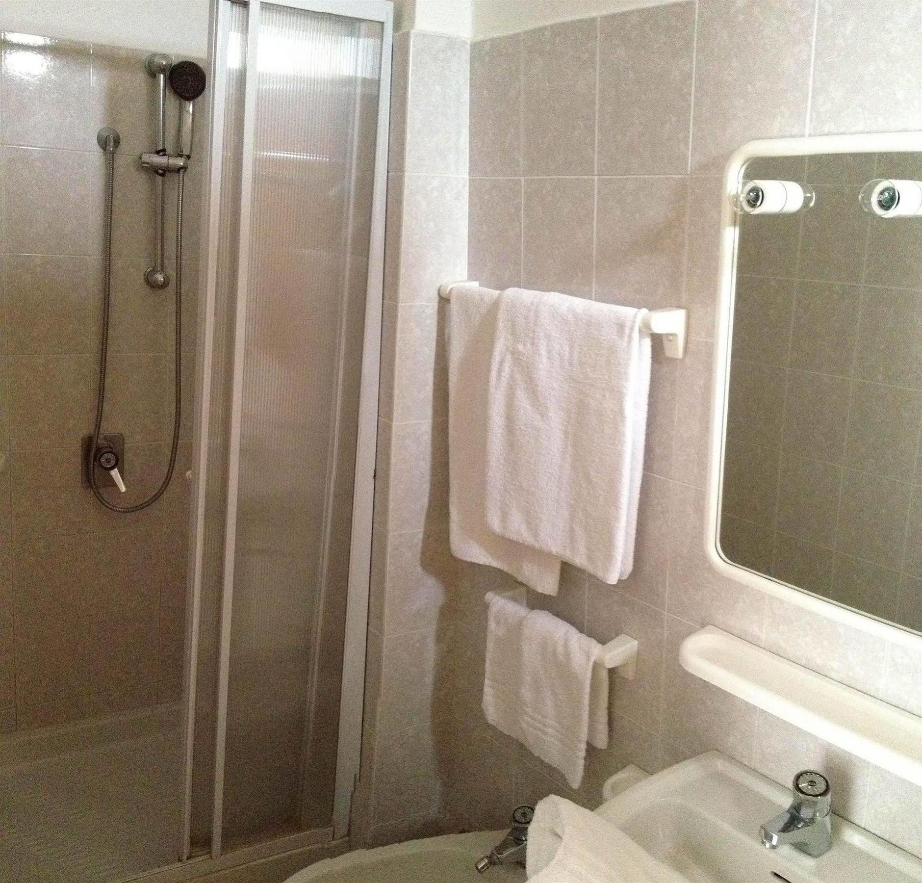 Hotel Due Gemelli ริโอมัจโจเร ภายนอก รูปภาพ