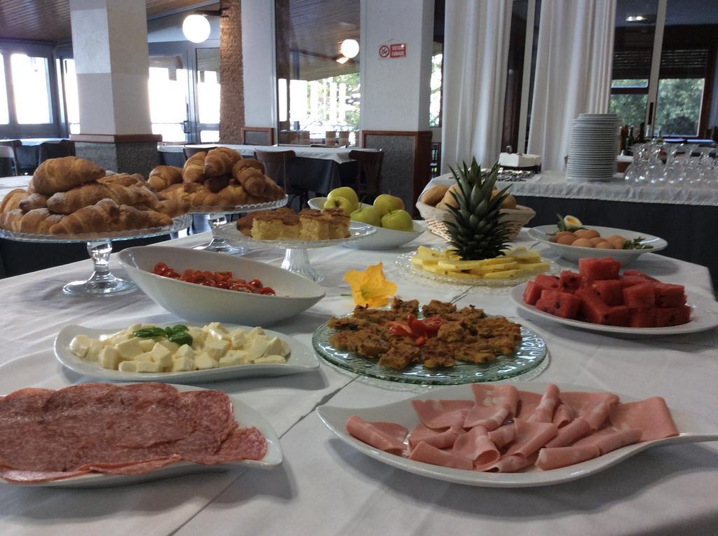Hotel Due Gemelli ริโอมัจโจเร ภายนอก รูปภาพ
